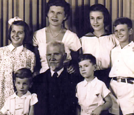Deda sa unucima (Beograd, 1950)